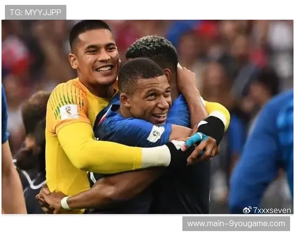 姆巴佩连线多名队友完成致命推进